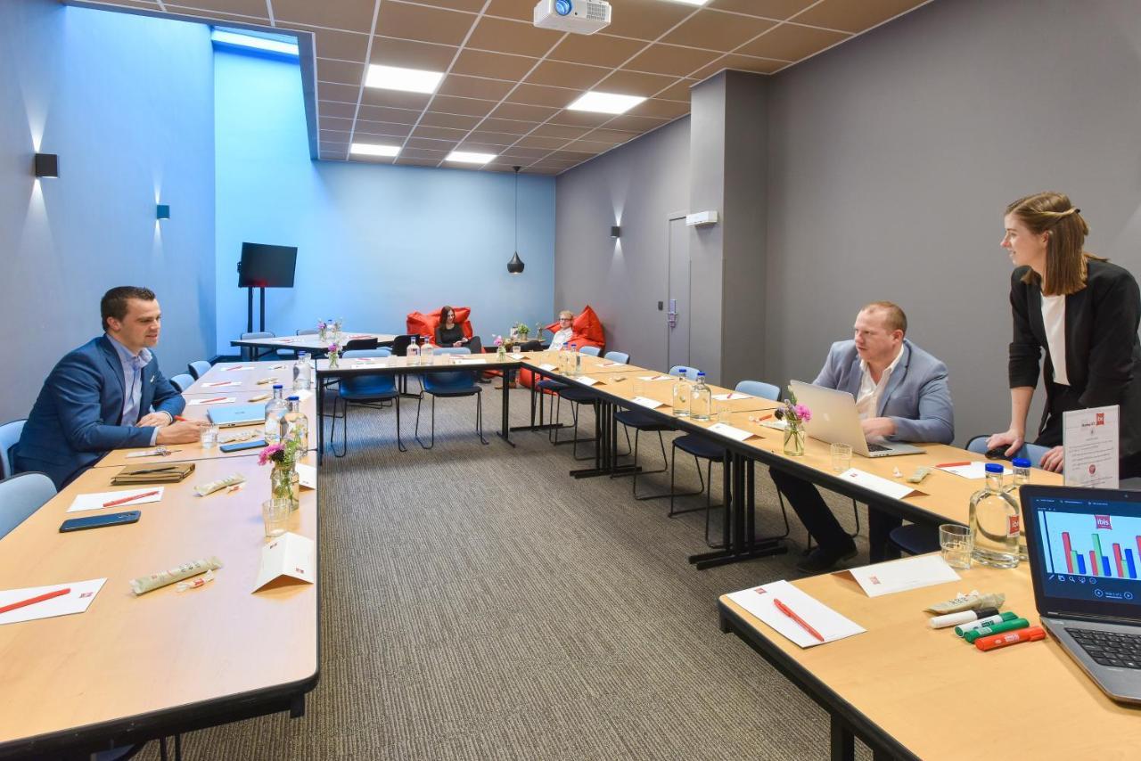 Ibis Kortrijk Centrum Bagian luar foto