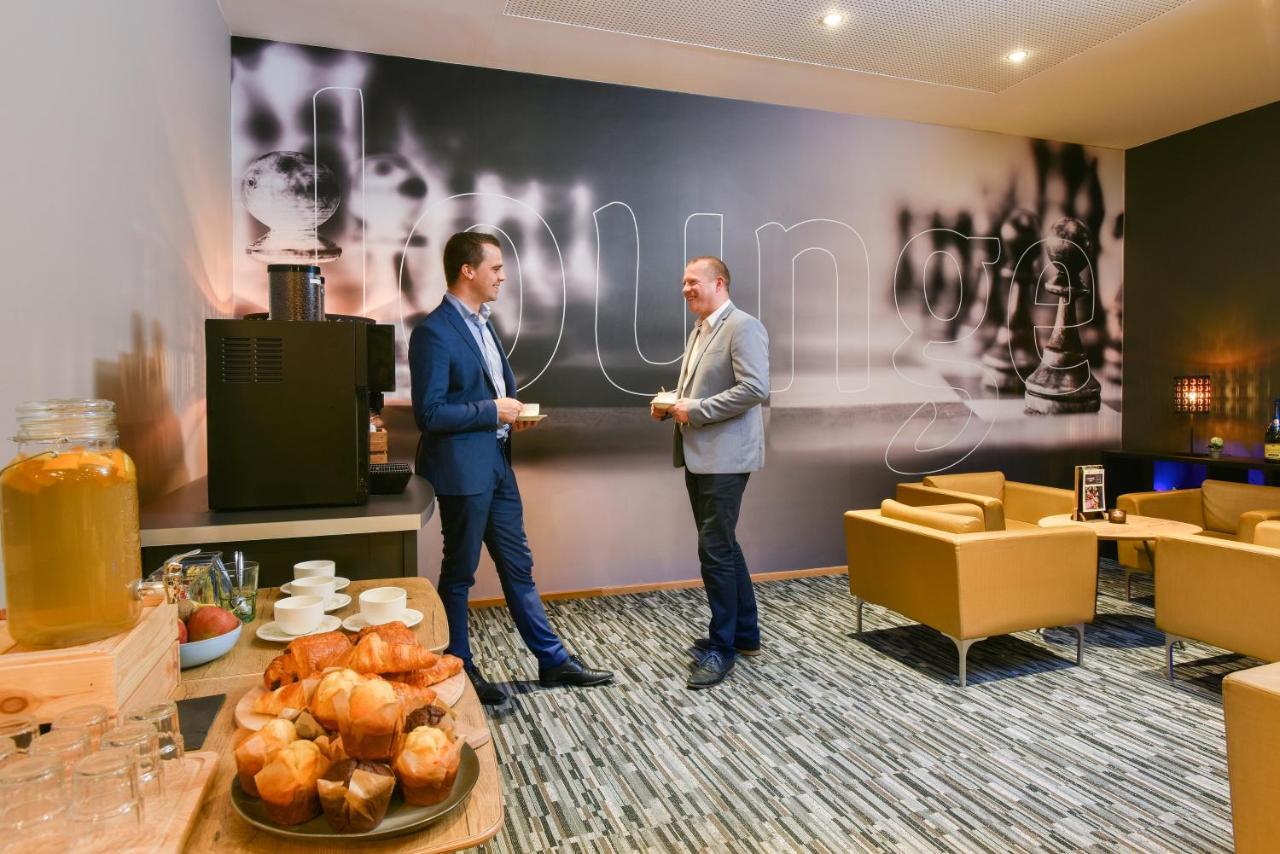 Ibis Kortrijk Centrum Bagian luar foto