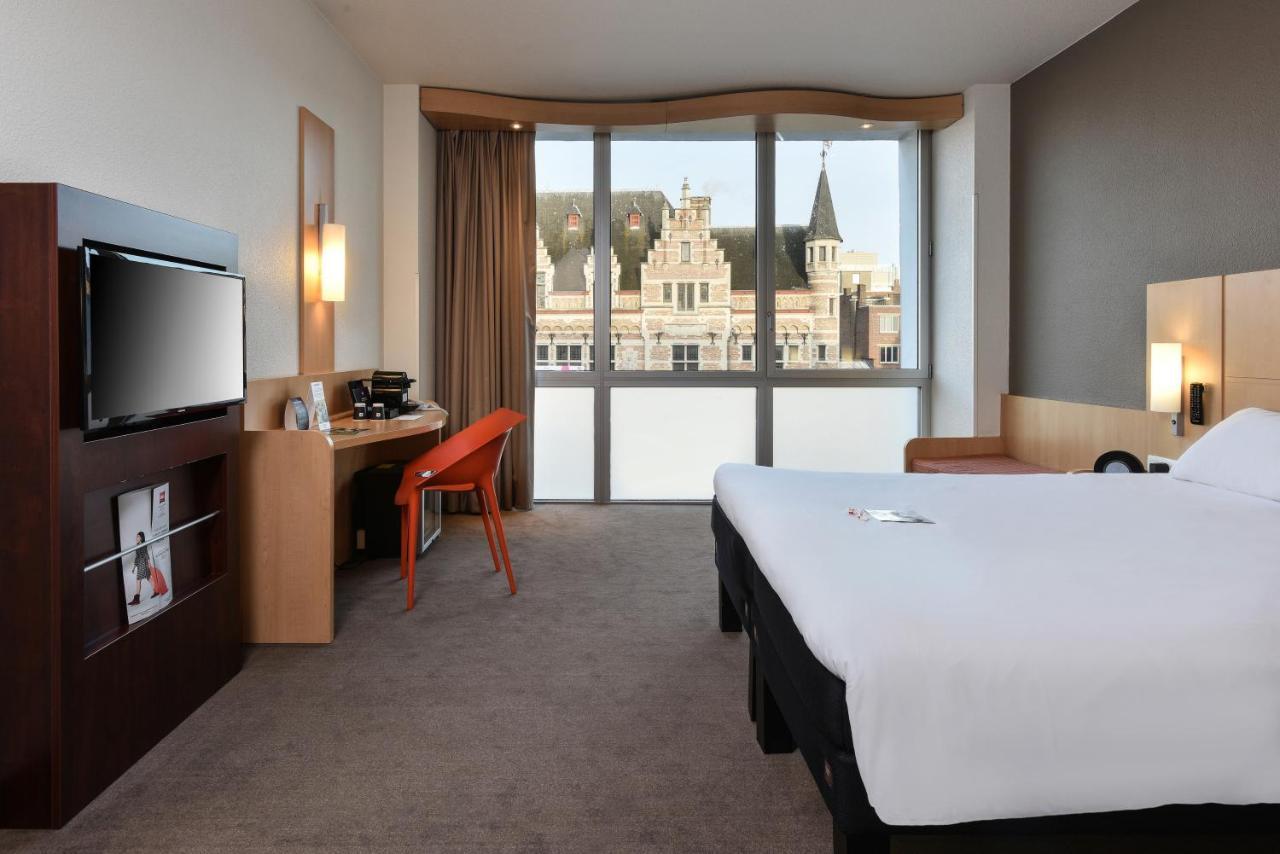 Ibis Kortrijk Centrum Bagian luar foto