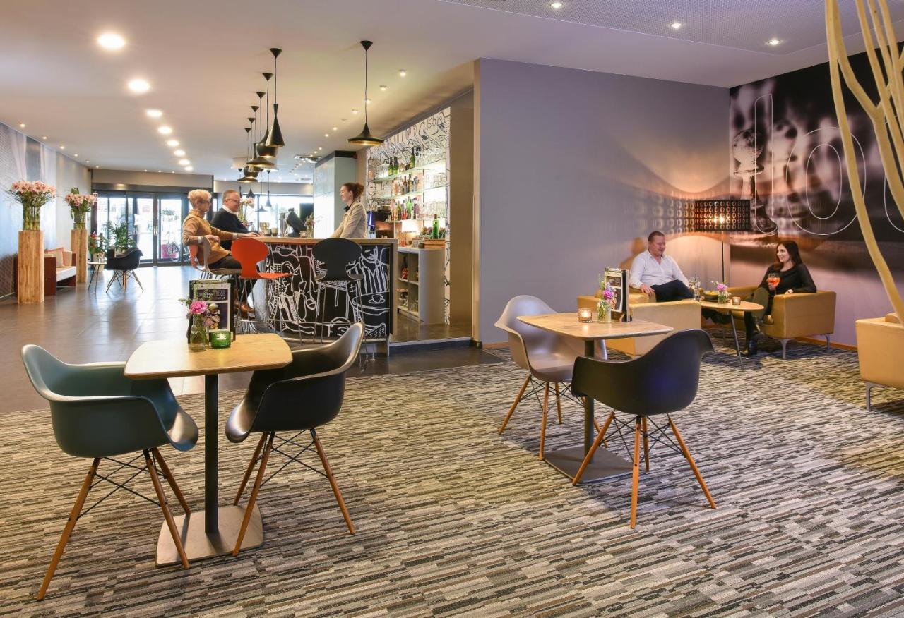 Ibis Kortrijk Centrum Bagian luar foto